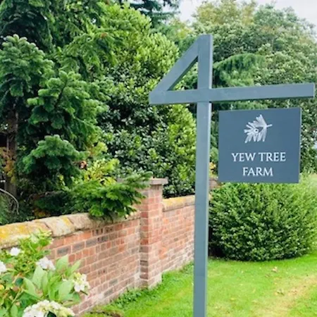 The Cottage, Yew Tree Farm Holidays, Tattenhall, Chester-2