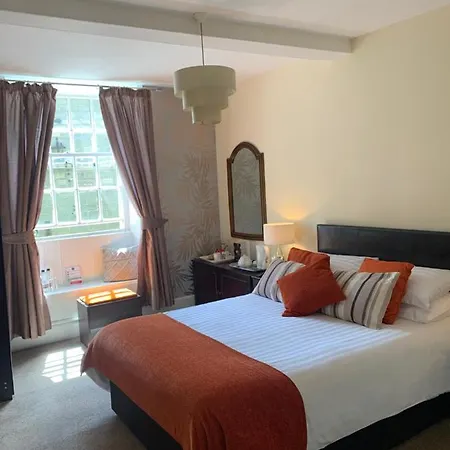 Crown Hotel-3