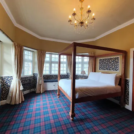 The Glen Guesthouse-3
