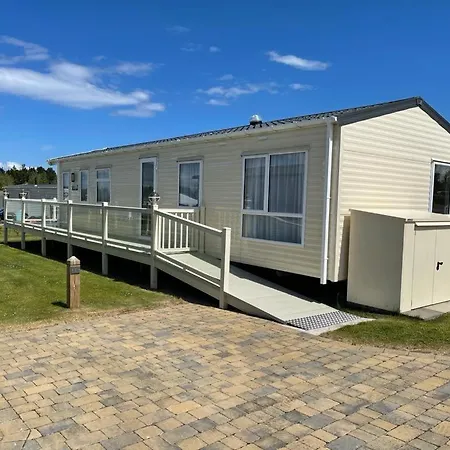 Seton Sands Holiday Park - Premium Caravan - 2 Bedroom Sleeps 4 (Adults Only)-3