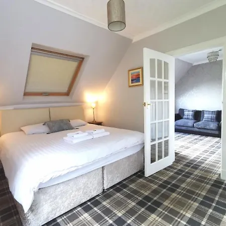 The Knowe Guest House-2