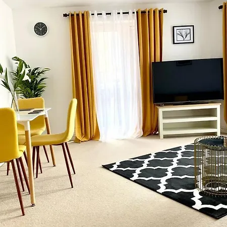 Smartrips Apartments - Lakeside/Thurrock-2