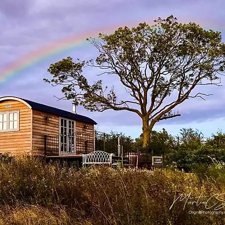 Fair Farm Hideaway-2