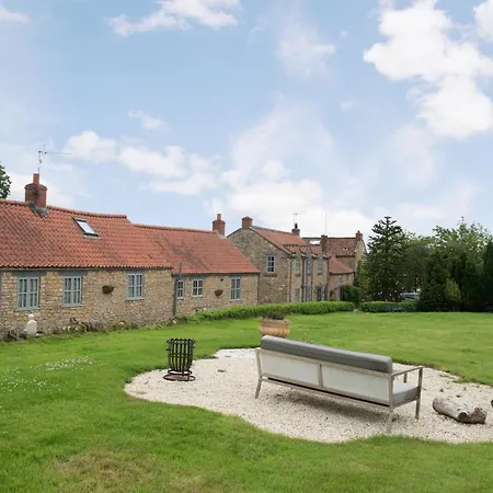 Sands Farm Cottages-3