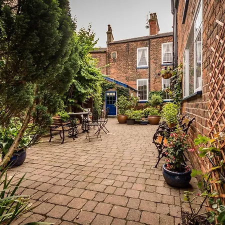 Albert House-3