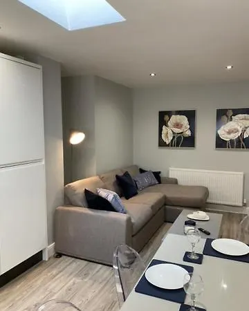 Stanley Street Apartment-2