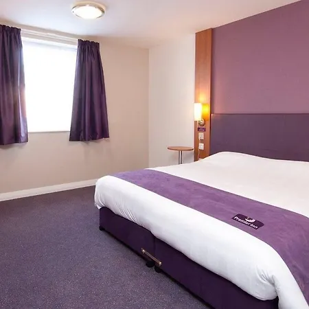 Premier Inn Lymington-2