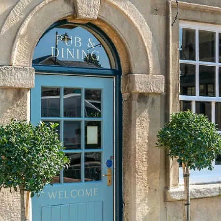 The Kings Arms Hotel-2