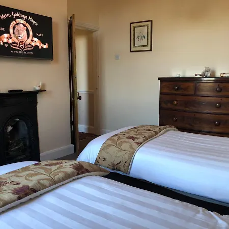 Formby Guest House-2