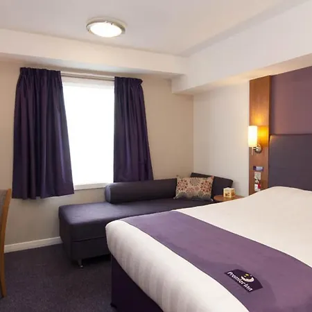 Premier Inn Belfast City Centre - Alfred Street-2