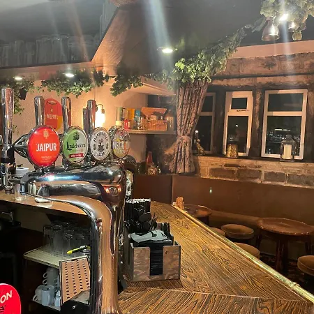Robin Hood Inn-3