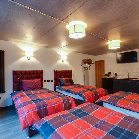 Alberts Apartments-3