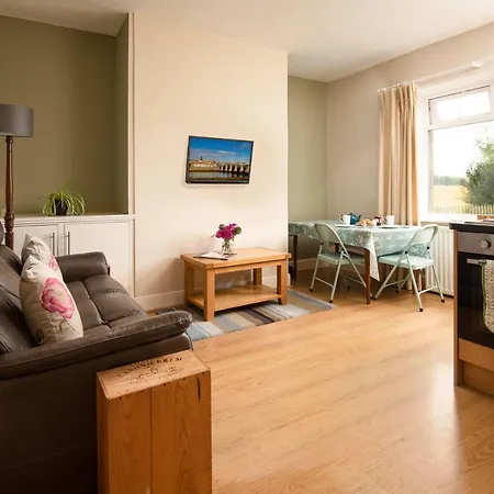 Thornton Farm Cottages-2