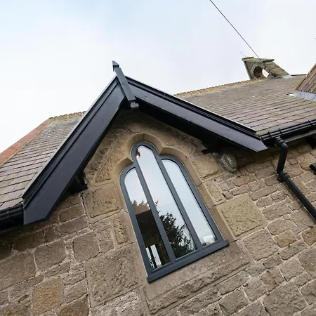 The Tiny Chapel With Hot Tub-2