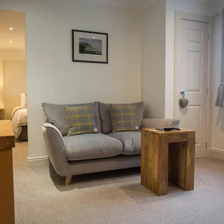Cruinn Bheinn Luxury Self Catering Apartments-2
