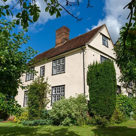 Pounce Hall -Stunning Historic Home In Rural Essex-2