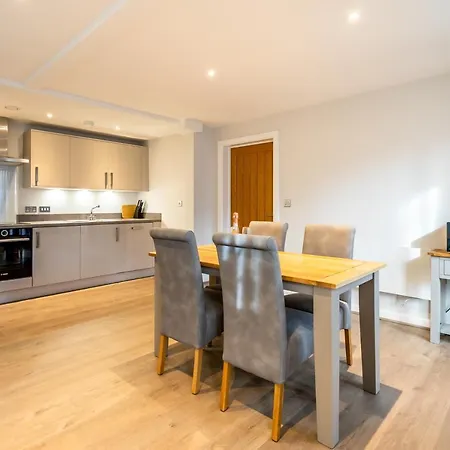 6 St Johns Mews-3