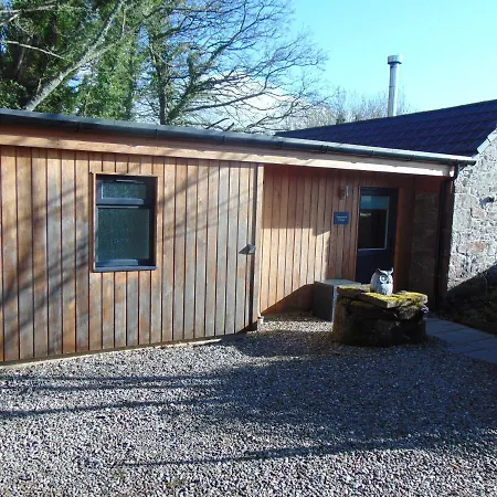 Dreamwood Cottage, Loch Lomond, Luxury Apartment.-2