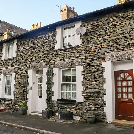 Old Codgers Cottage-3