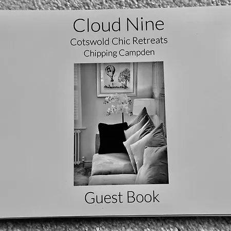 Cotswold Chic Retreats "Cloud Nine" Central Chipping Campden-Parking-Garden-3