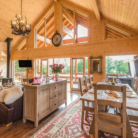 Hampton Lodge-3