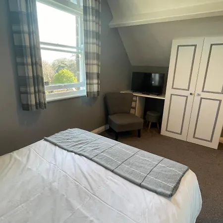 The Fylingdales Inn-2
