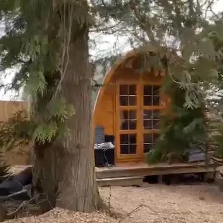 Pinkys Pod At Rock Lodge-3