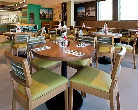 Premier Inn Holyhead-2