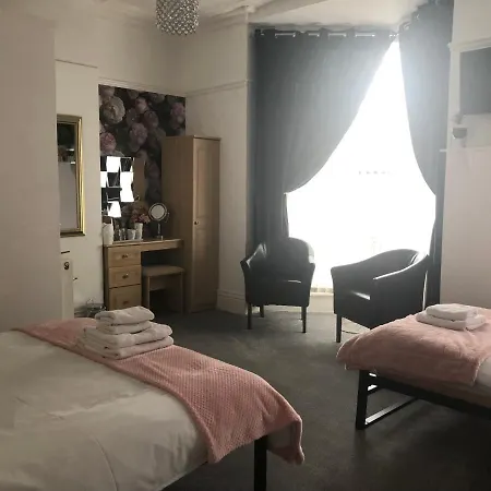 Seacrest Guest House Room Only-2