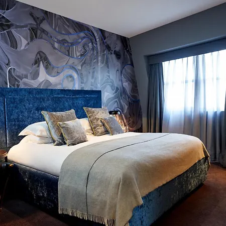 Malmaison Reading-3