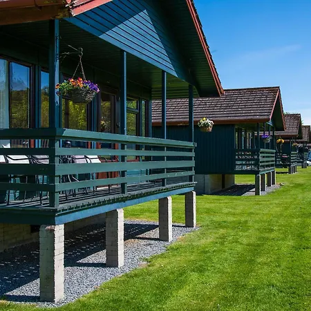 Logierait Pine Lodges-2