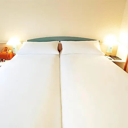 Ibis Gloucester-2