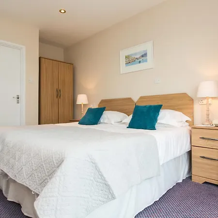 Fieldhead Hotel & Horizons Restaurant-2
