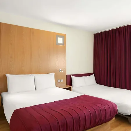 Ramada Encore Doncaster-2