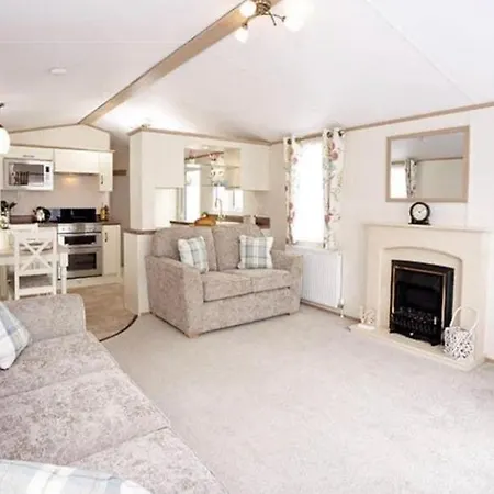 Seton Sands Haven Holiday Park - Platinum Caravan-3