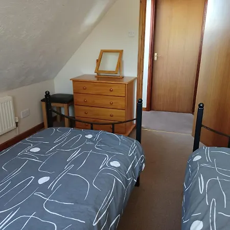 Dunroaming Cottage-2