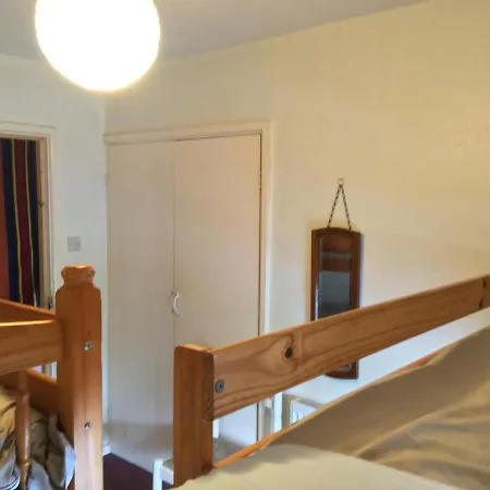 Pantyrathro International Hostel-3
