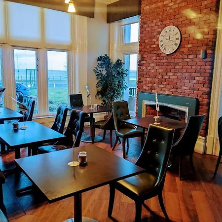 The Staincliffe Hotel-3