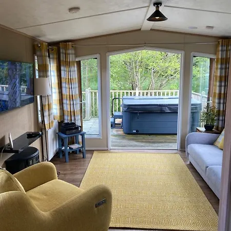 Cedar Creek Lodge-2