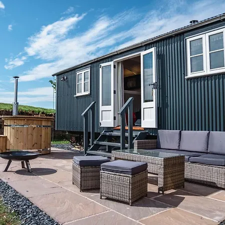 Inglewood Shepherd'S Huts-3
