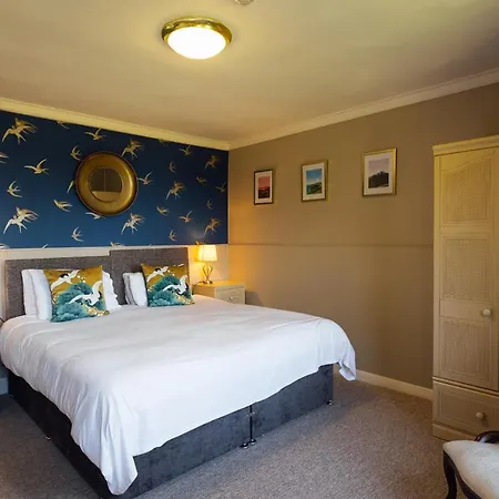 Castlemead Country House By The Sea-2