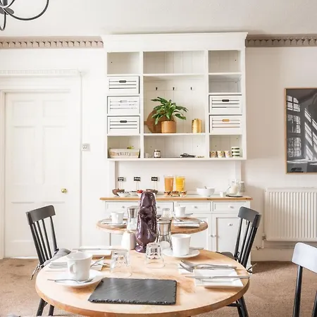 Lyme Townhouse-2