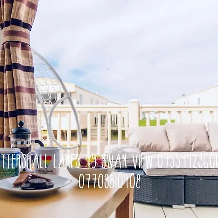 Swan View Retreats # Hottub # Egg Chair # Bbq & Bikes Included 8 Berth-3