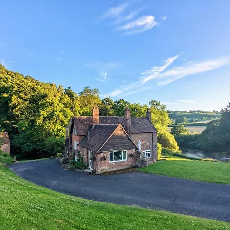 Worralls Grove Guest Farm House-3