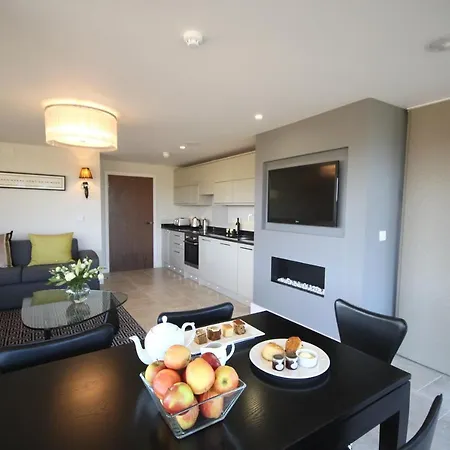 Apple Tree Lodges-3