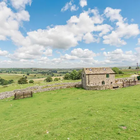 Pogles Wood Cottage-2