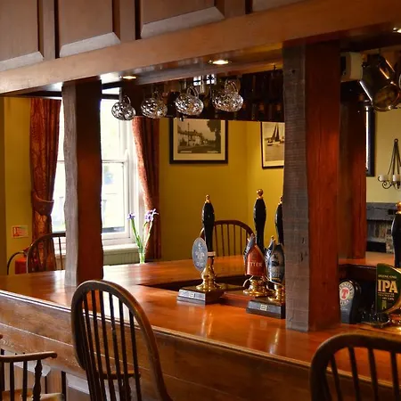 The Crown Inn Hotel-2