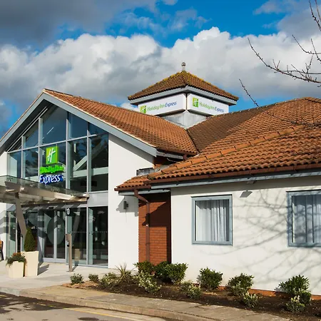 Holiday Inn Express Portsmouth - North By Ihg-2