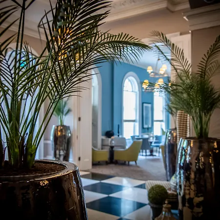Queens Hotel Cheltenham-2