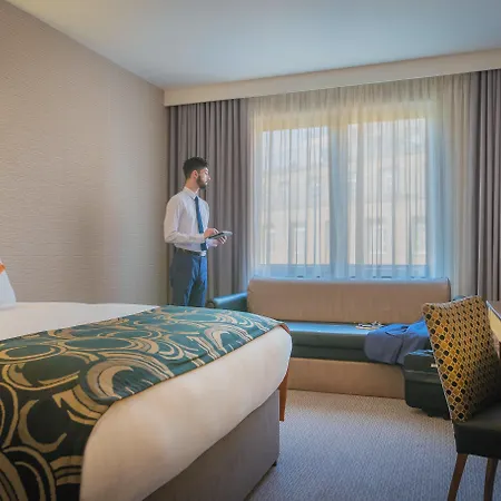 Clayton Hotel Belfast City-3